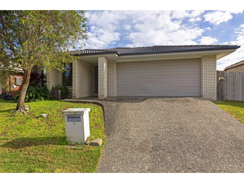 9 Banks Drive, Ormeau QLD 4208