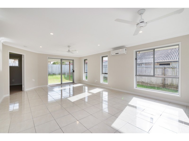 9 Banks Drive, Ormeau QLD 4208