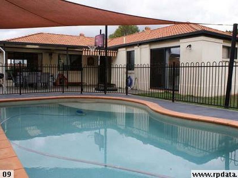 3 Leicester Terrace, Mudgeeraba QLD 4213