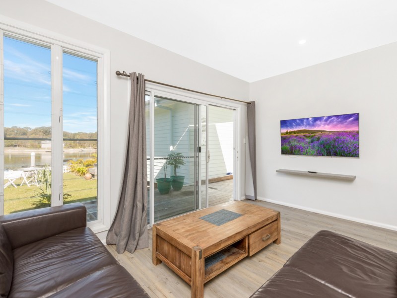 134 Bruce Small Drive, South Stradbroke QLD 4216