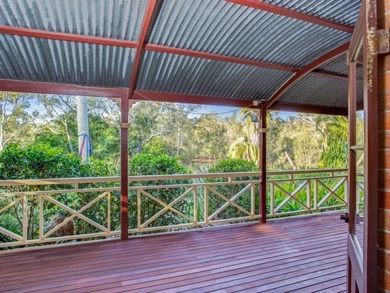 8 Heather Street, Tallebudgera QLD 4228