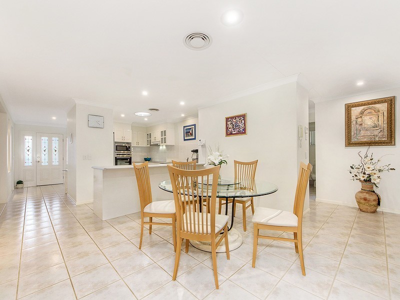 10 Robinia Court, Robina QLD 4226