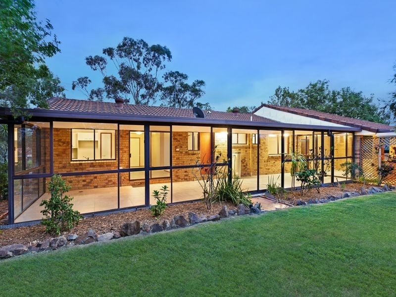 4 Nabarlek Drive, Worongary QLD 4213