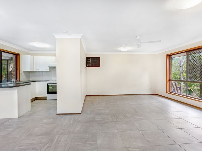 4 Nabarlek Drive, Worongary QLD 4213