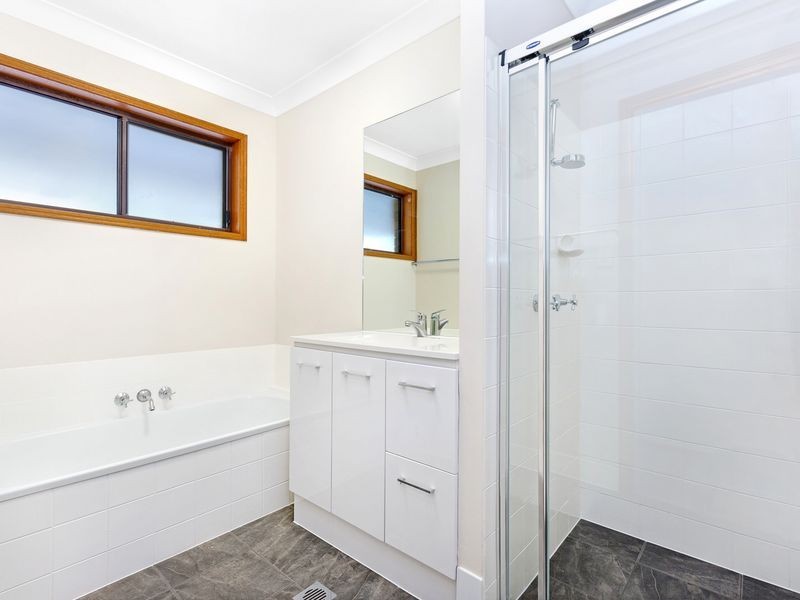 4 Nabarlek Drive, Worongary QLD 4213