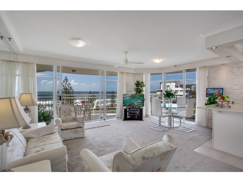 8C/3 Second Avenue, Burleigh Heads QLD 4220