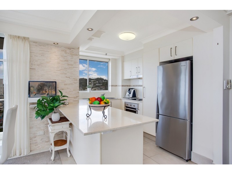 8C/3 Second Avenue, Burleigh Heads QLD 4220