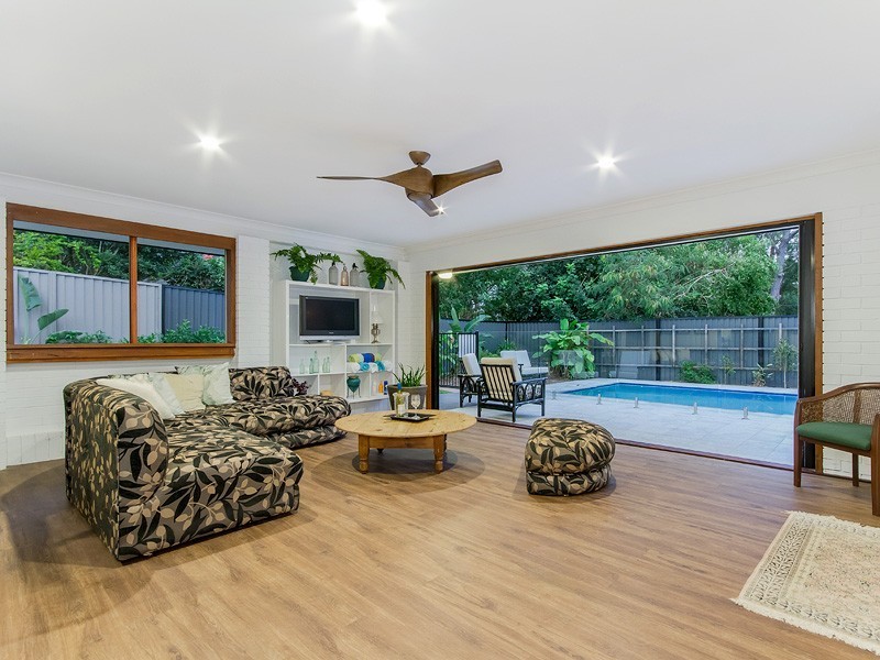 8 Kirribilli Court, Robina QLD 4226