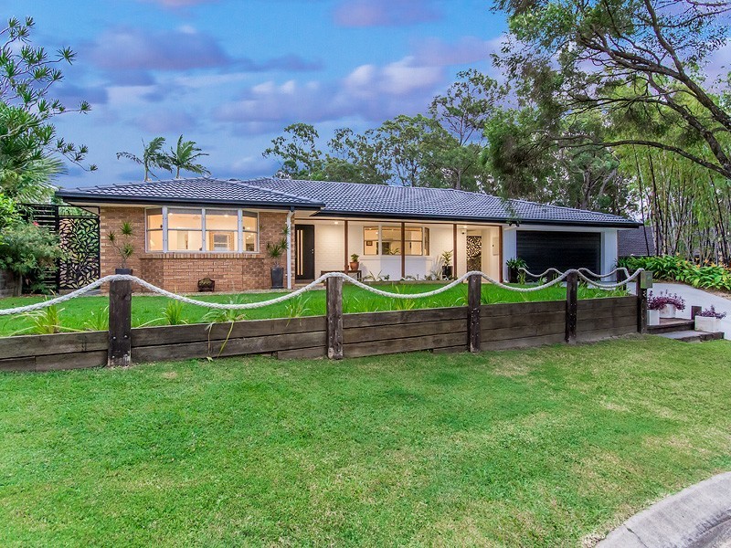 8 Kirribilli Court, Robina QLD 4226