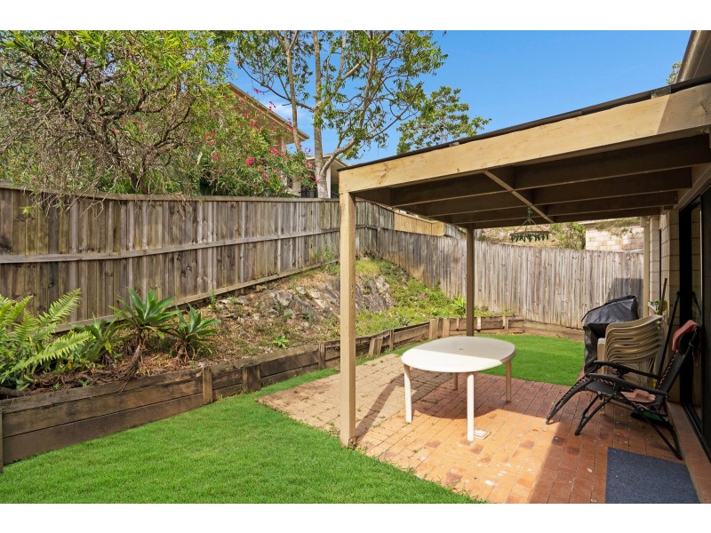 4/24 Amsonia Court, Arundel QLD 4214