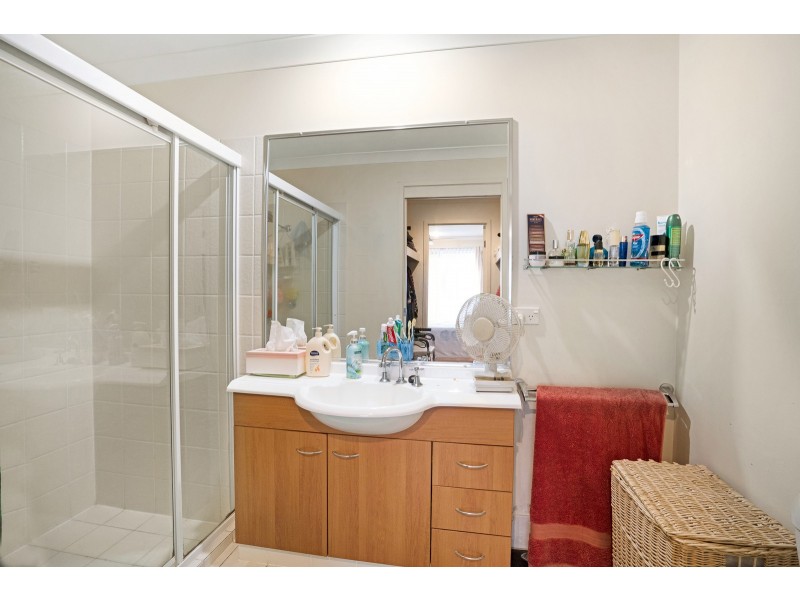 4/24 Amsonia Court, Arundel QLD 4214