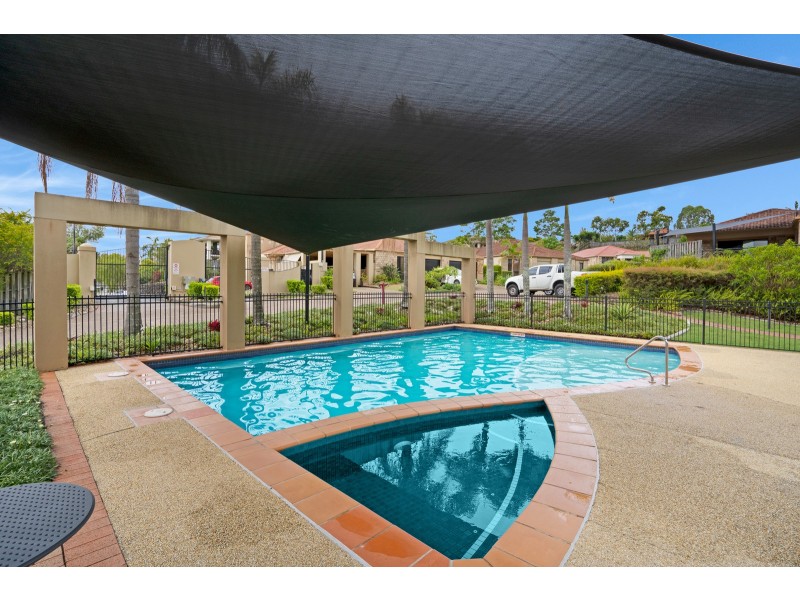 4/24 Amsonia Court, Arundel QLD 4214