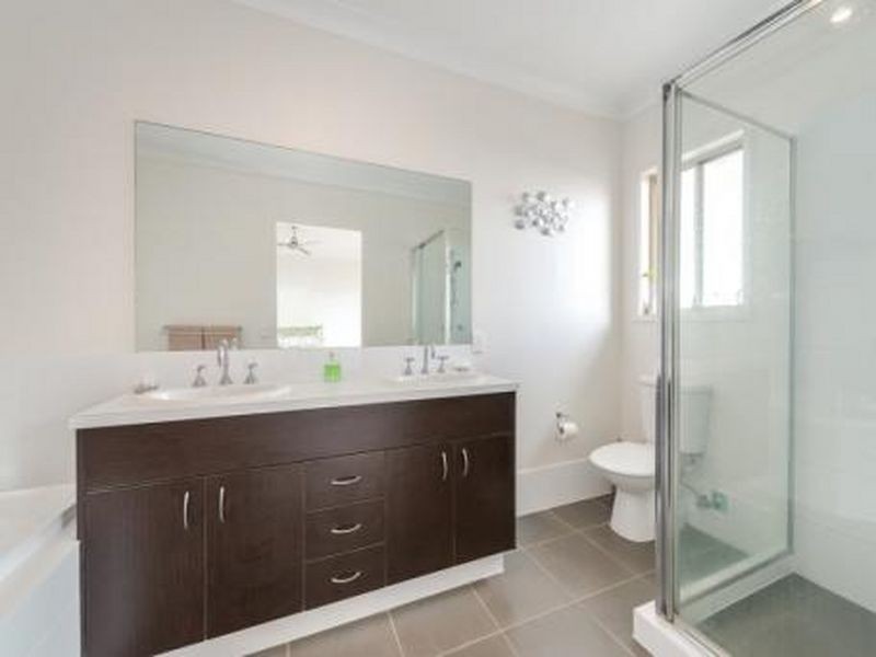 7 Peregrine Street, Reedy Creek QLD 4227