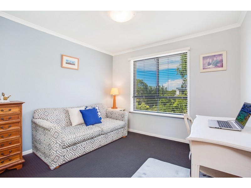 73 Riverwalk Avenue, Robina QLD 4226