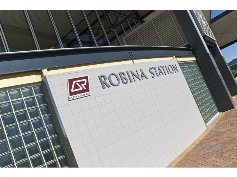 73 Riverwalk Avenue, Robina QLD 4226