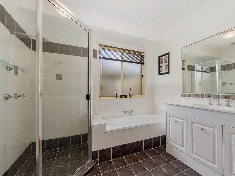 5 Mountain Ash Circuit, Robina QLD 4226