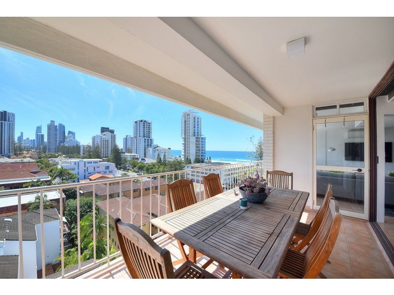 30/5-7 Queensland Avenue, Broadbeach QLD 4218