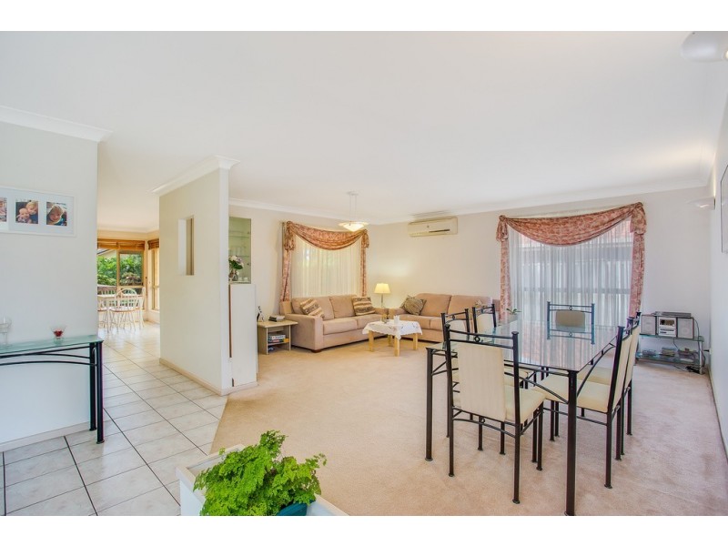 5 Yodelay Street, Varsity Lakes QLD 4227