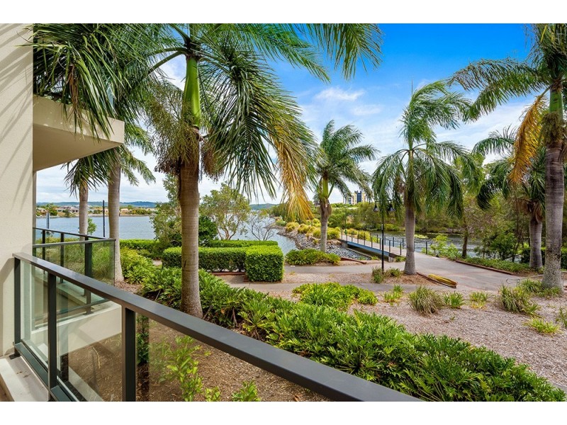 17/9 Moores Crescent, Varsity Lakes QLD 4227