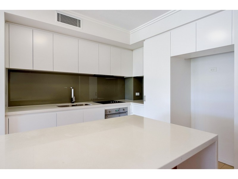 17/9 Moores Crescent, Varsity Lakes QLD 4227