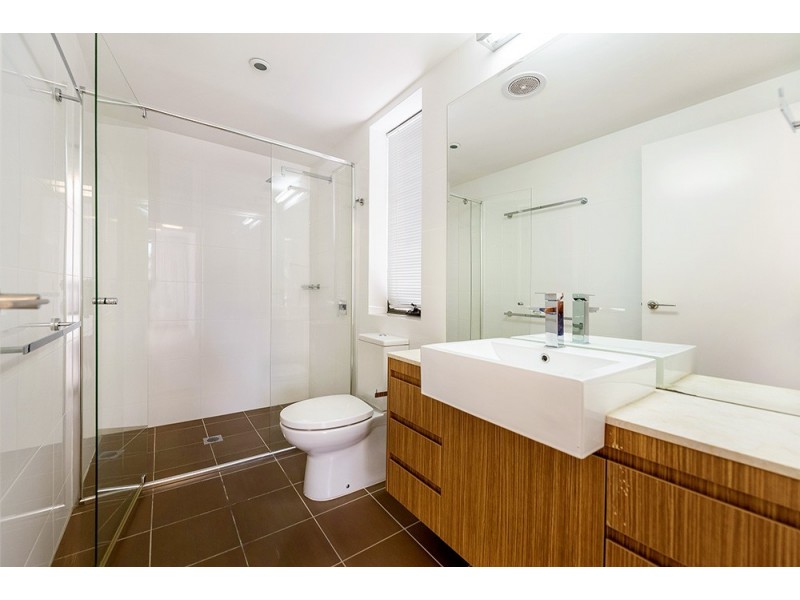 17/9 Moores Crescent, Varsity Lakes QLD 4227