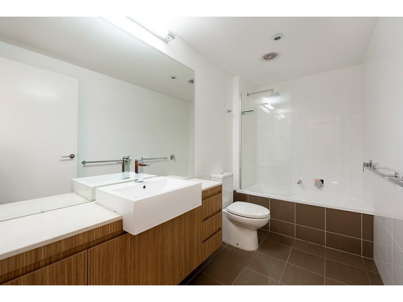 17/9 Moores Crescent, Varsity Lakes QLD 4227