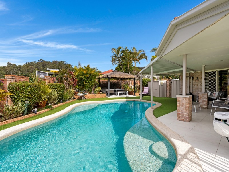 1 Callicarpa Street, Reedy Creek QLD 4227
