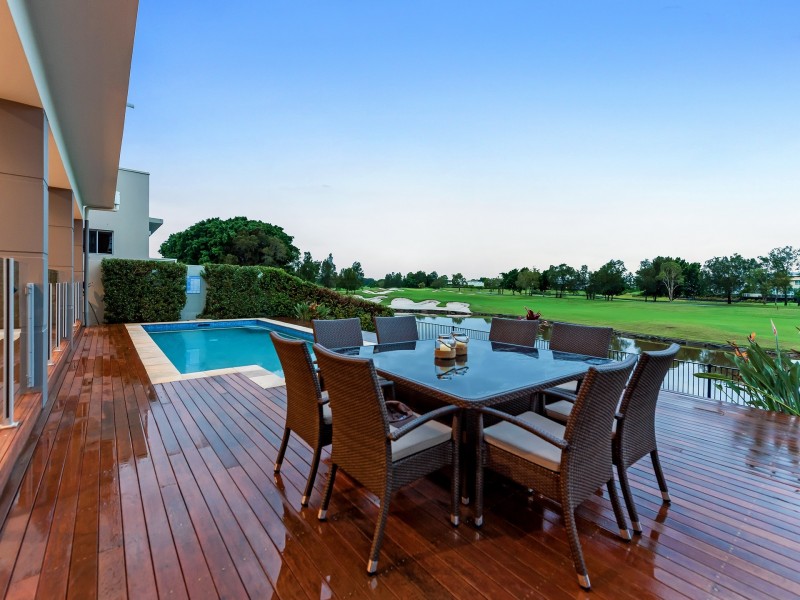2015 The Boulevarde, Benowa QLD 4217