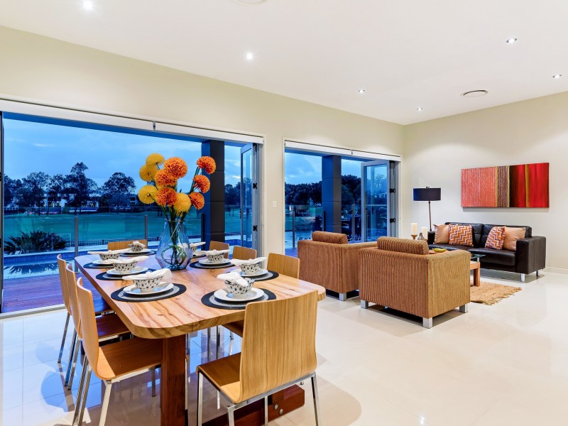 2015 The Boulevarde, Benowa QLD 4217