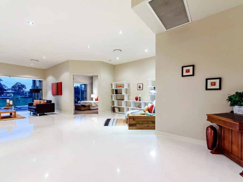 2015 The Boulevarde, Benowa QLD 4217