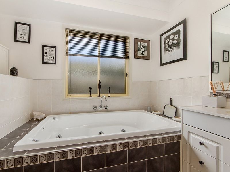 5 Mountain Ash Circuit, Robina QLD 4226