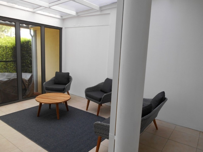 142/125 Santa Cruz Blvd, Clear Island Waters QLD 4226