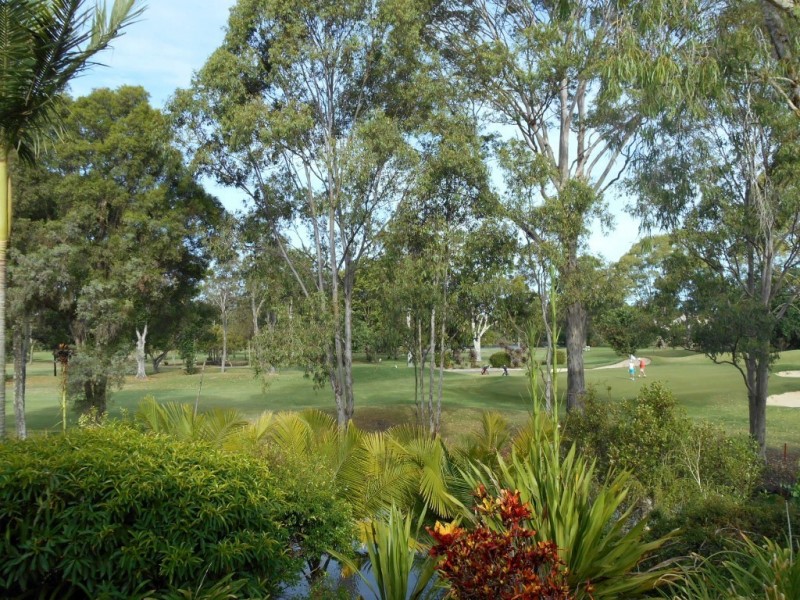 142/125 Santa Cruz Blvd, Clear Island Waters QLD 4226