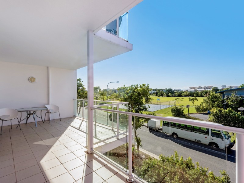 10/98 University Drive, Varsity Lakes QLD 4227