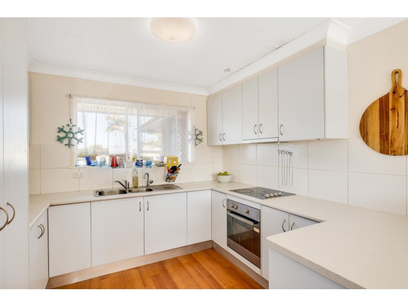 8 Leichhardt Street, Centenary Heights QLD 4350
