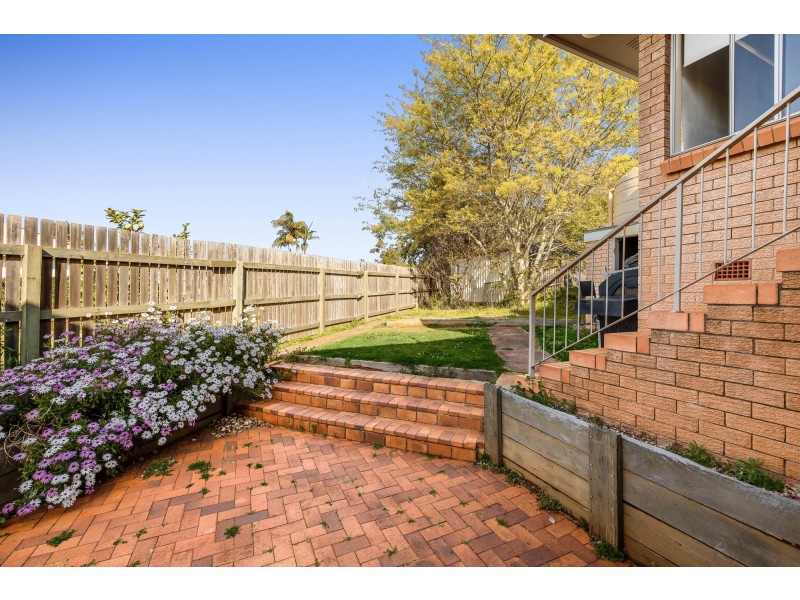8 Leichhardt Street, Centenary Heights QLD 4350