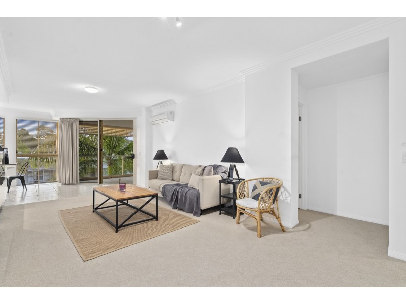 93/251 Varsity Parade, Varsity Lakes QLD 4227