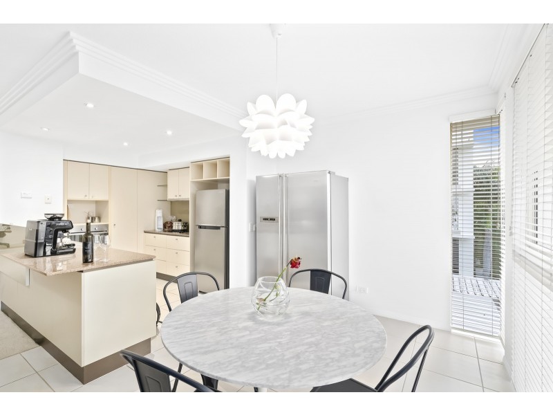 93/251 Varsity Parade, Varsity Lakes QLD 4227