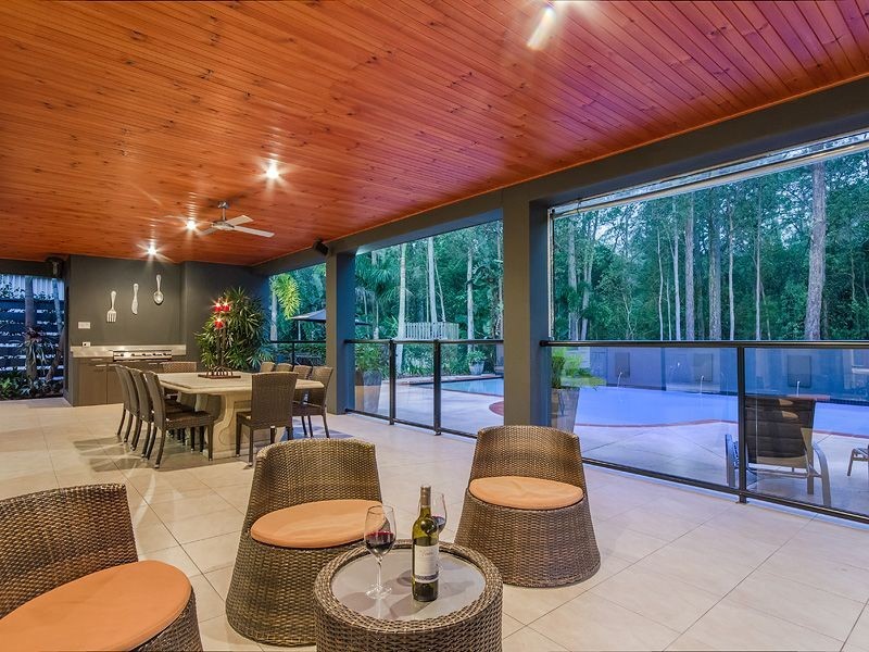 77 Lawnhill Drive, Nerang QLD 4211