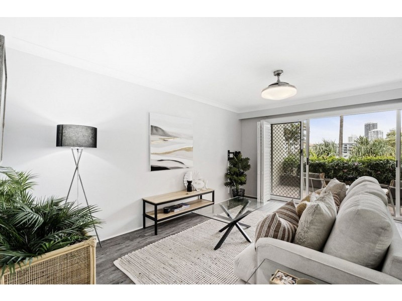 11/22 Jennifer Avenue, Runaway Bay QLD 4216