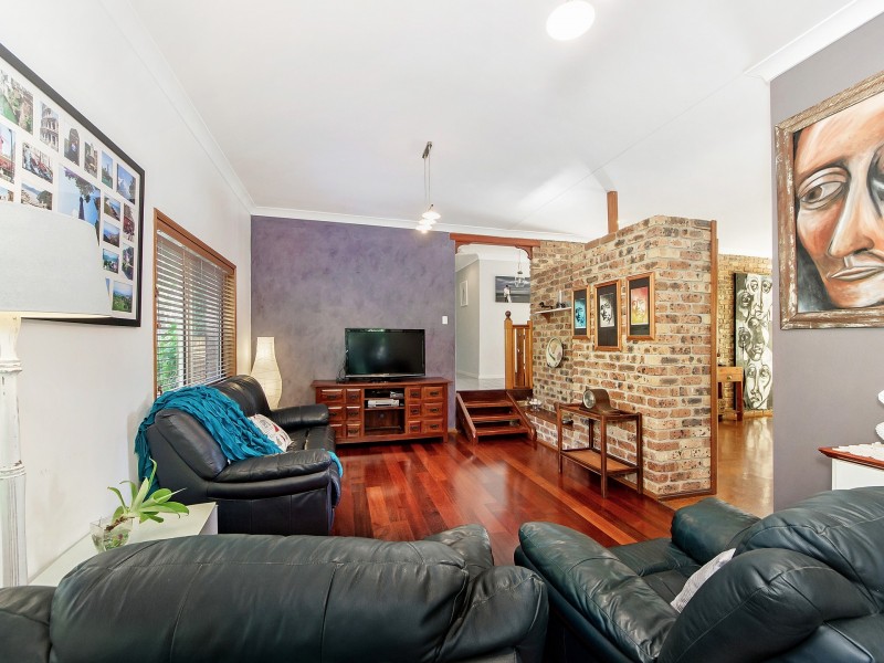 2 Nash Road, Worongary QLD 4213