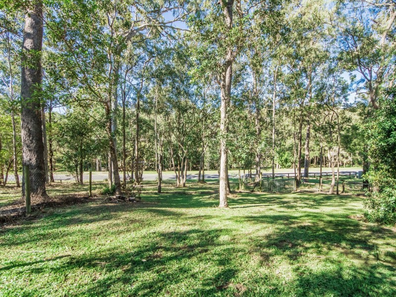 2 Nash Road, Worongary QLD 4213