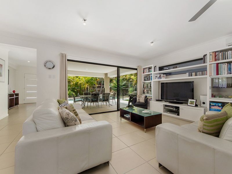 7 Skyburnett Street, Reedy Creek QLD 4227