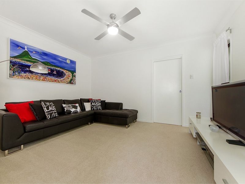 7 Skyburnett Street, Reedy Creek QLD 4227