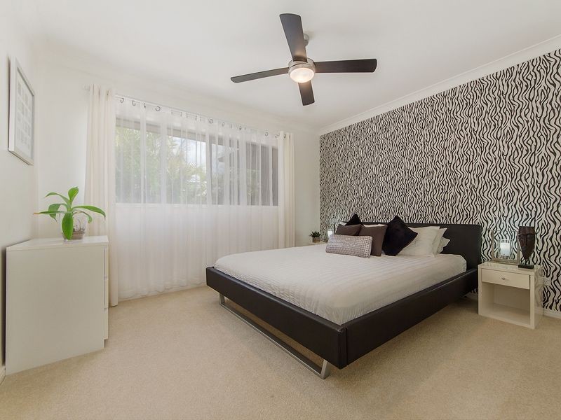 7 Skyburnett Street, Reedy Creek QLD 4227