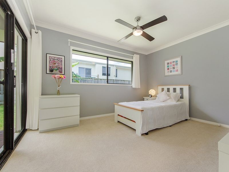 7 Skyburnett Street, Reedy Creek QLD 4227