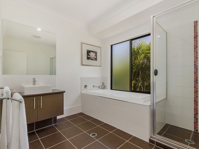 7 Skyburnett Street, Reedy Creek QLD 4227