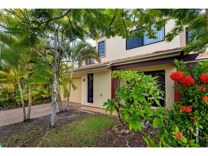 33/302 Christine Avenue, Varsity Lakes QLD 4227