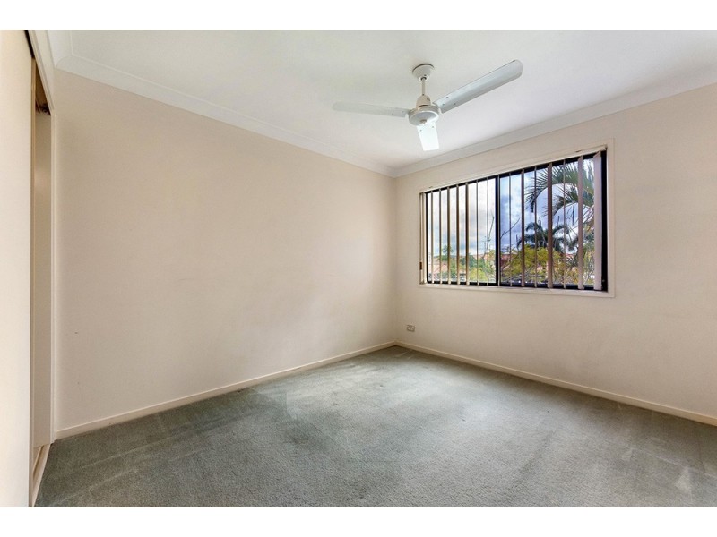 33/302 Christine Avenue, Varsity Lakes QLD 4227