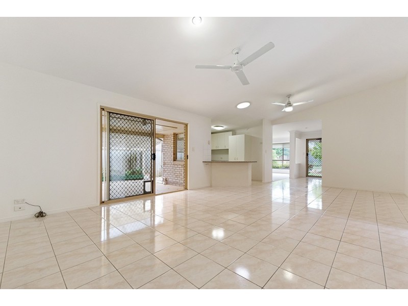 2/24 Ardisia Court, Burleigh Heads QLD 4220